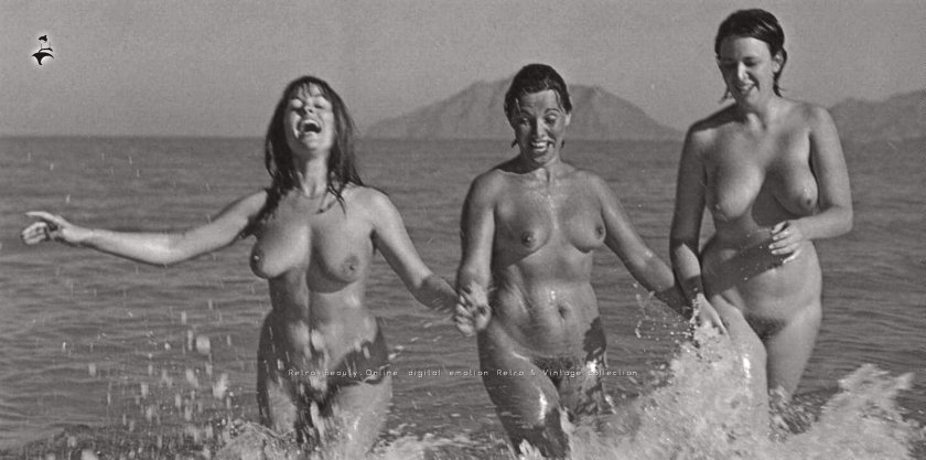 Retro nudists