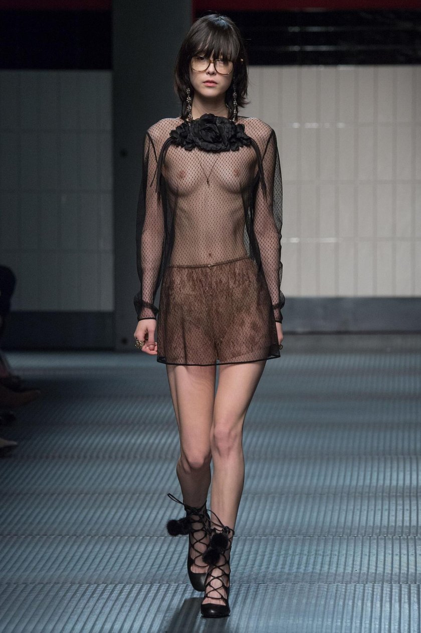 Transparent linen on the podium