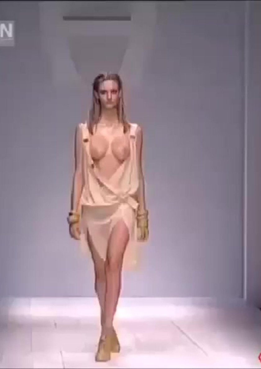 Erotic show of models