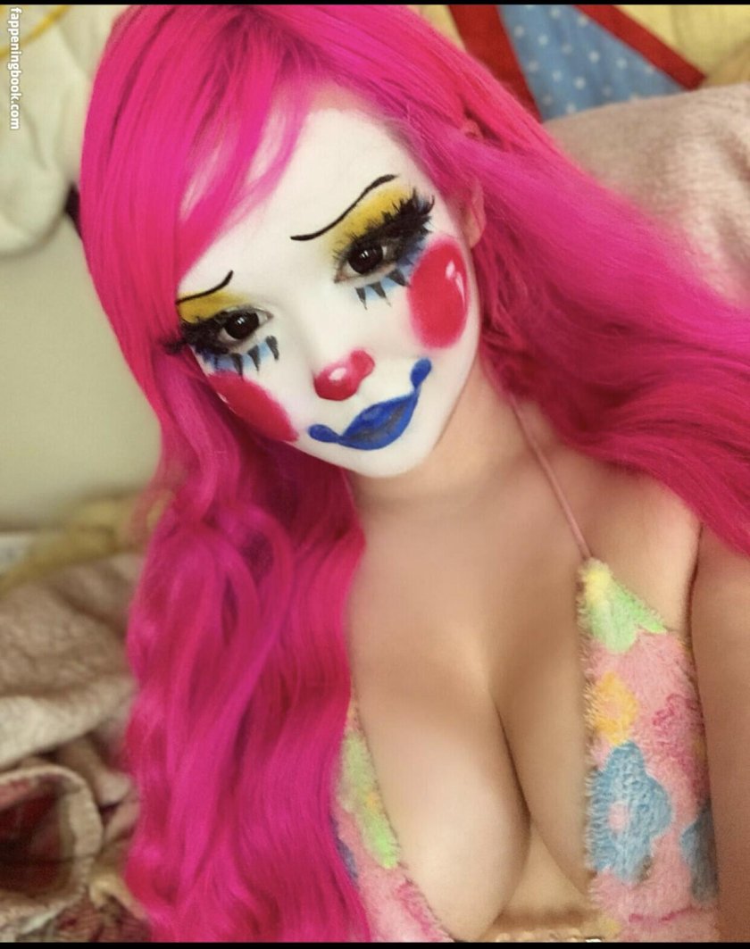 Clown make -up