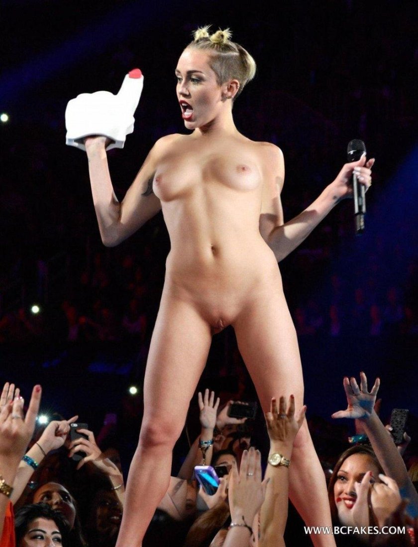Miley Cyrus naked at a concert