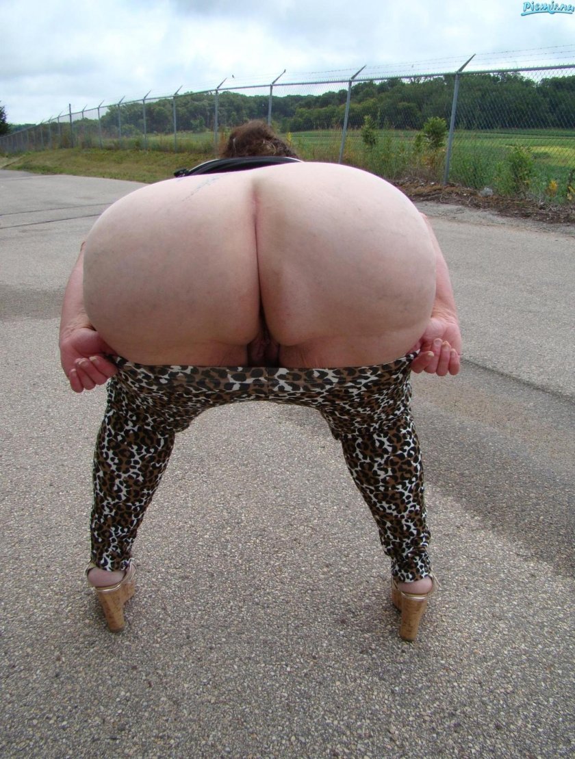 Big priests of older women