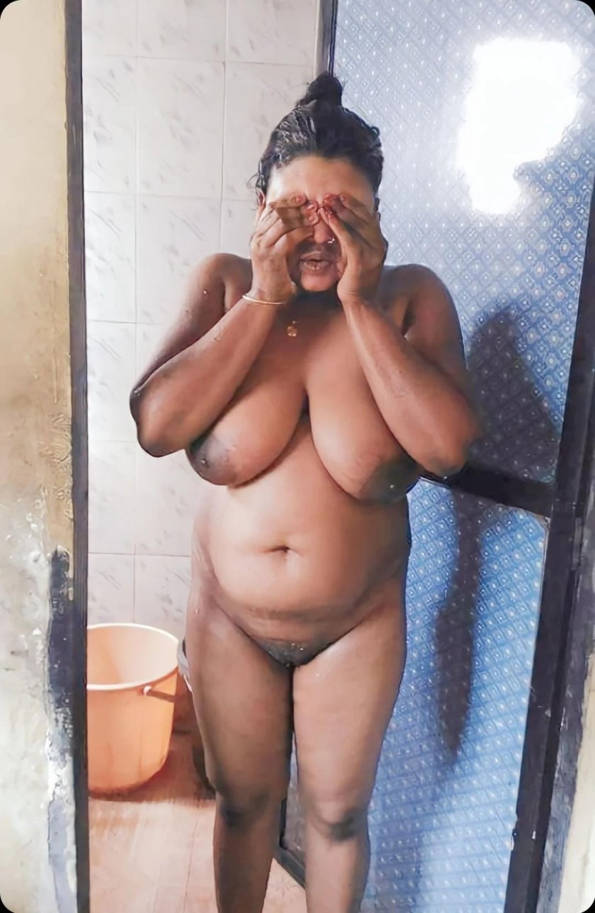Aunty nude