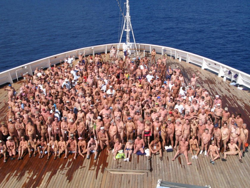 Nudist entertainment