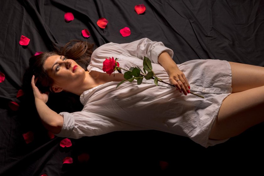 Photo shoot with roses