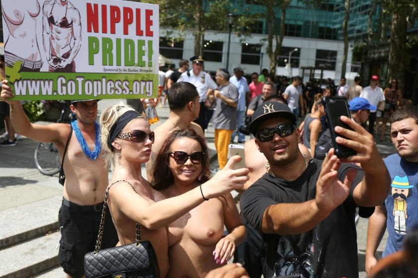 Women Tops in New York