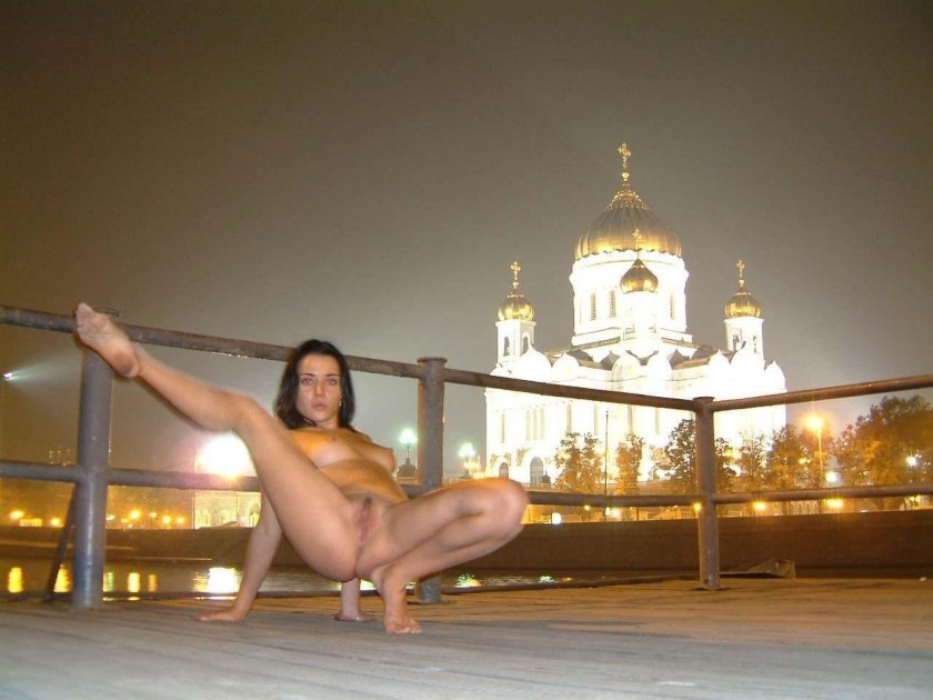 Erotic photo shoot at the Kremlin