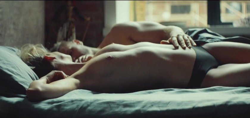 Polina Maksimova nude