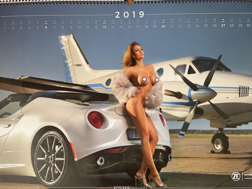 Girls Erotic calendar