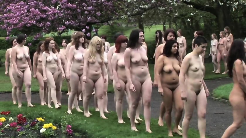 A lot of naked women