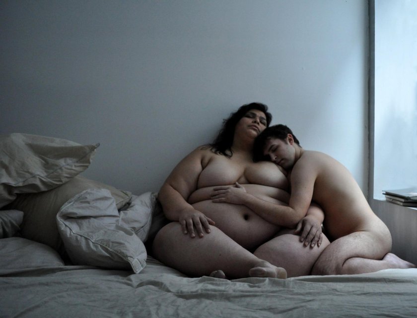 Polnishy girl with a guy