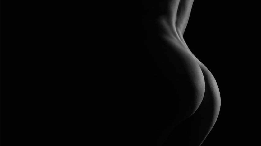 The silhouette of a naked woman