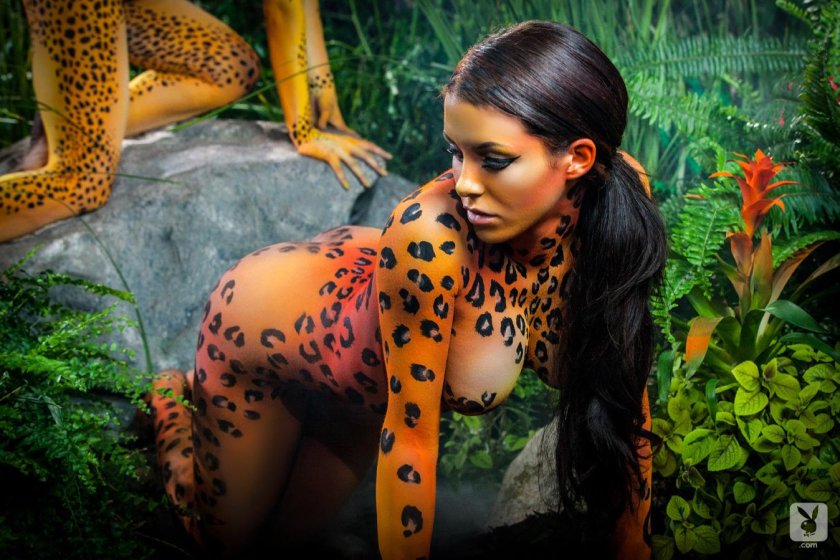 Body-art pornographic