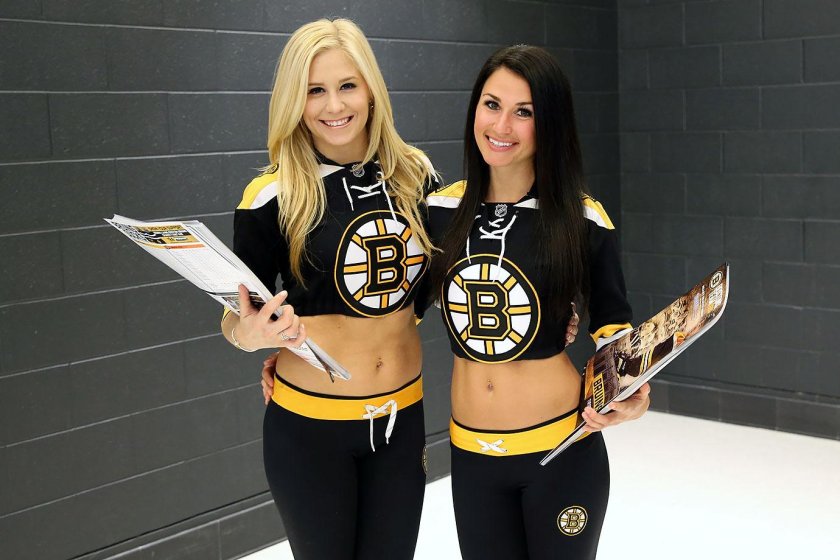 Boston bruins ice girls