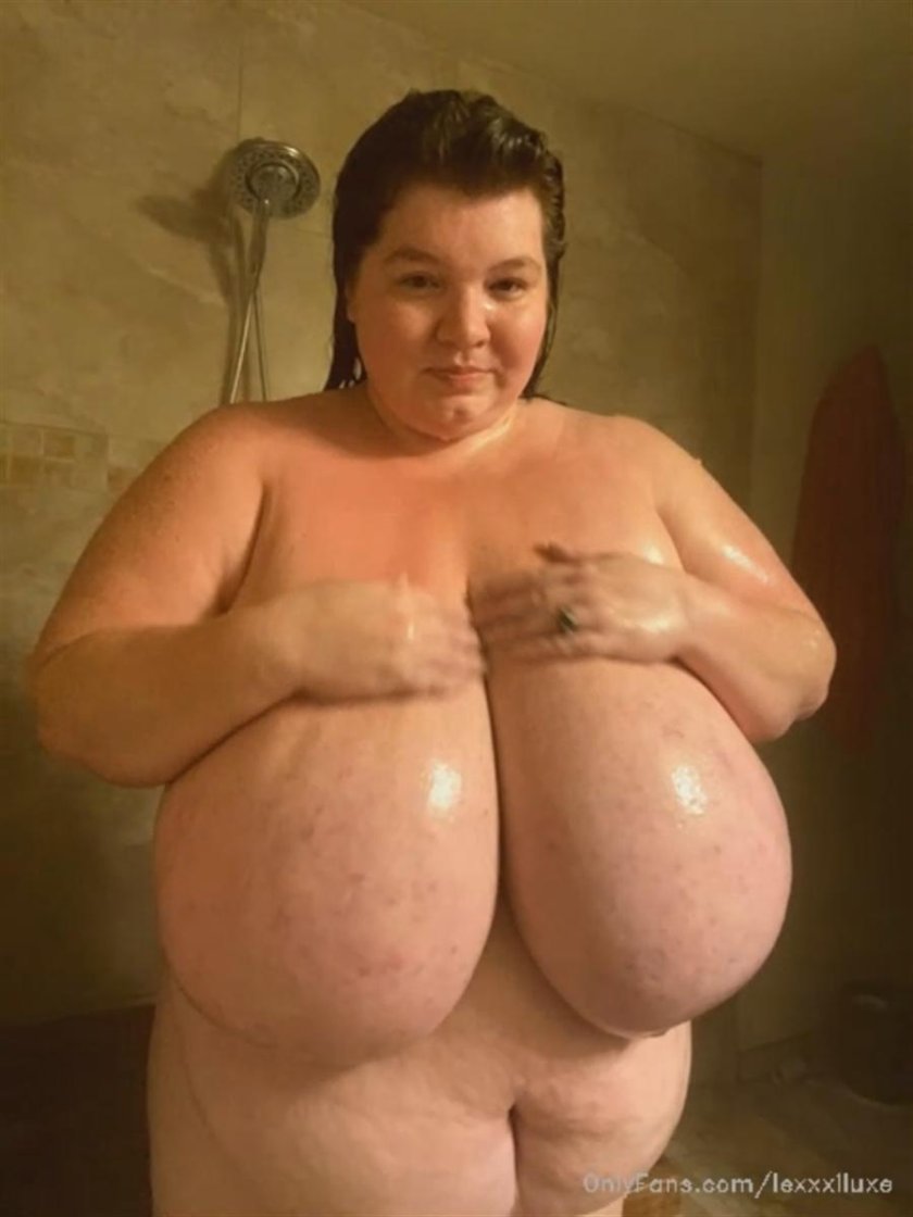 Kaitie Cali huge boobs