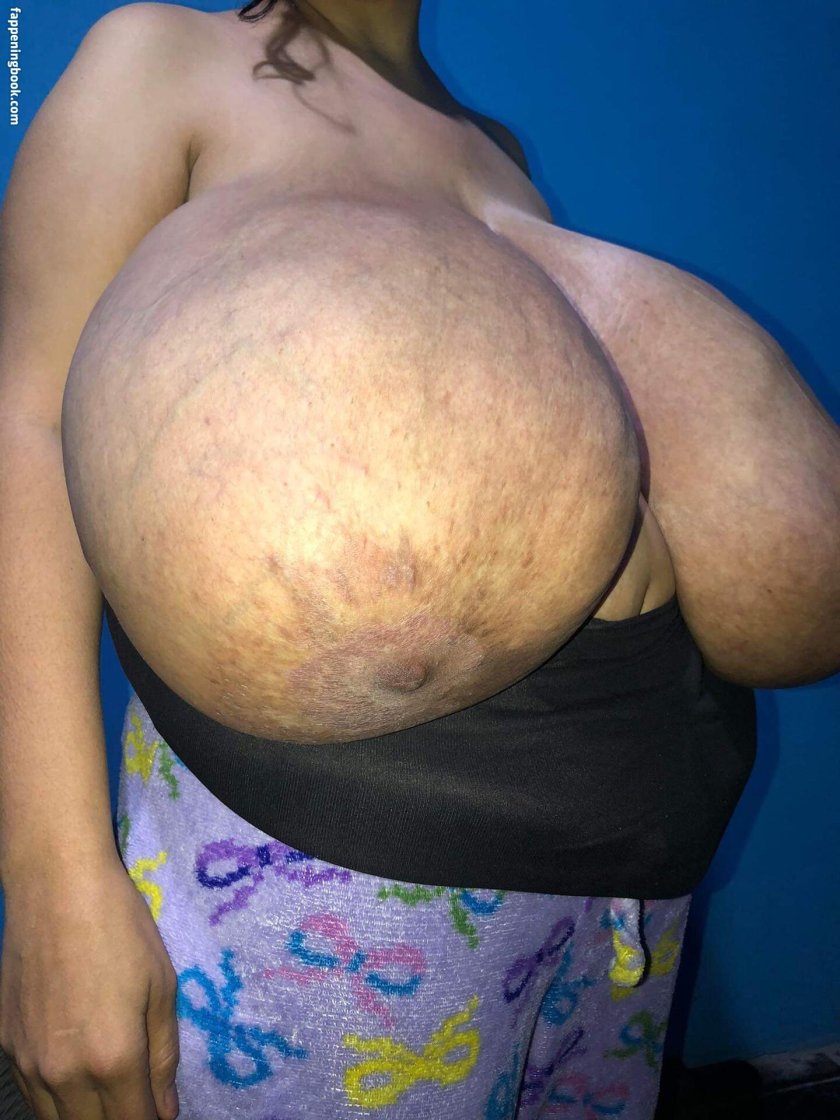 Chelsea Charms Big breasts