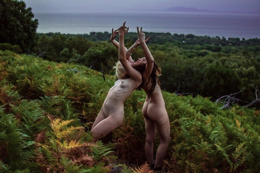 Nature nude