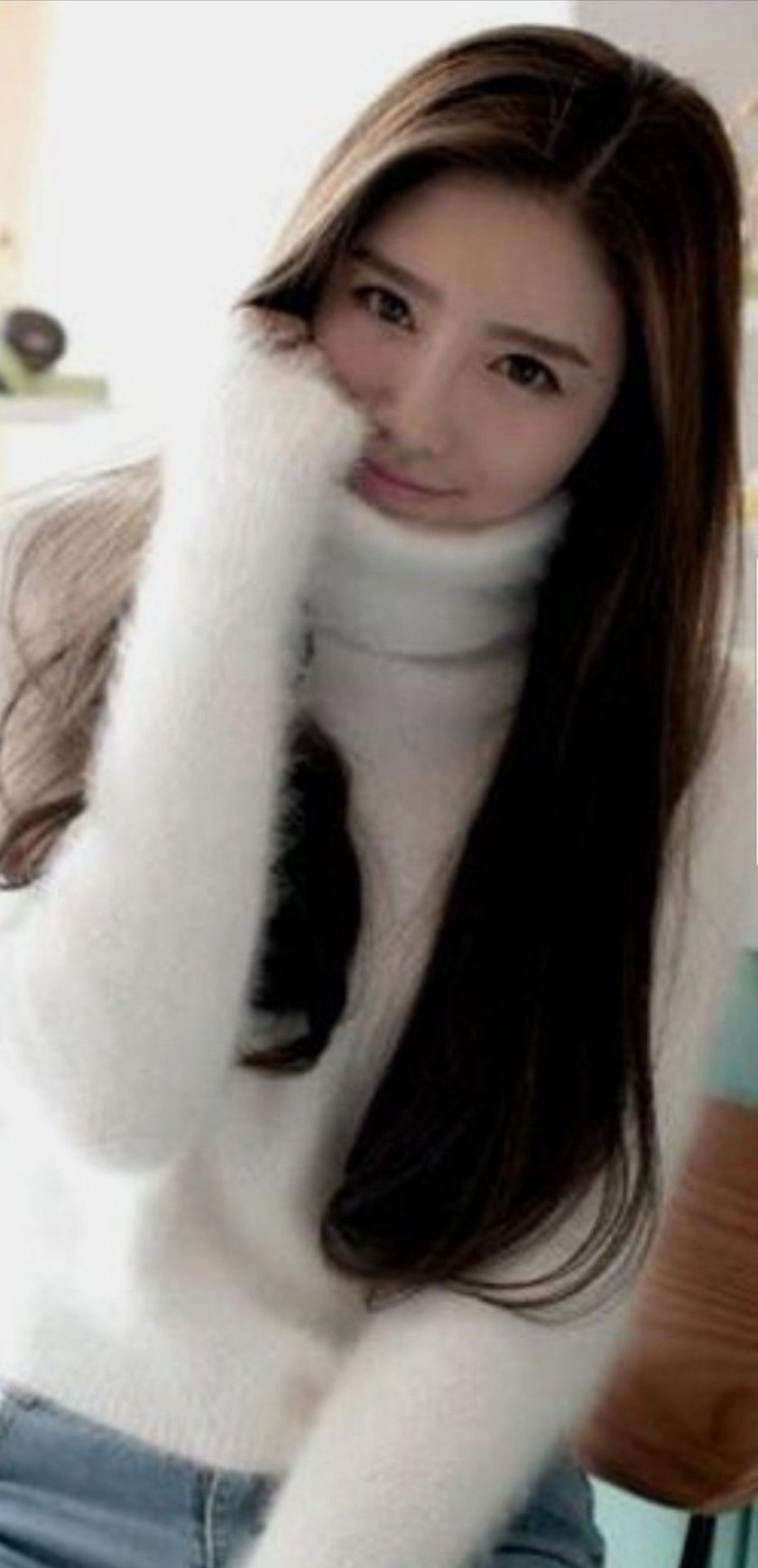 A sweater with collar