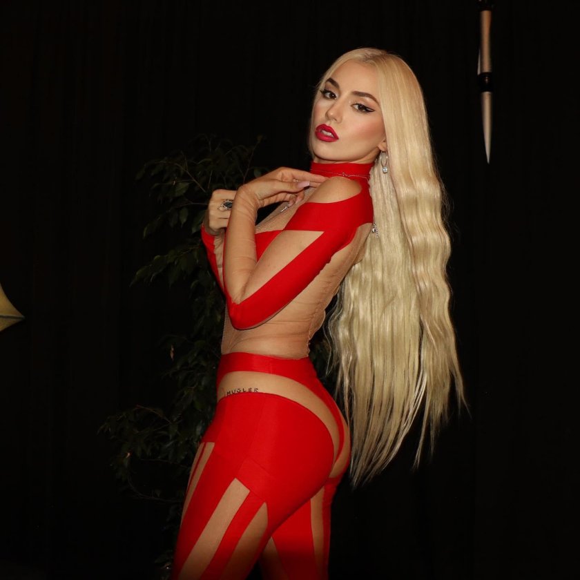 Ava max singer