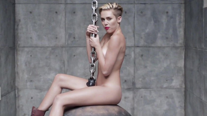 Miley cyrus naked photo shoots