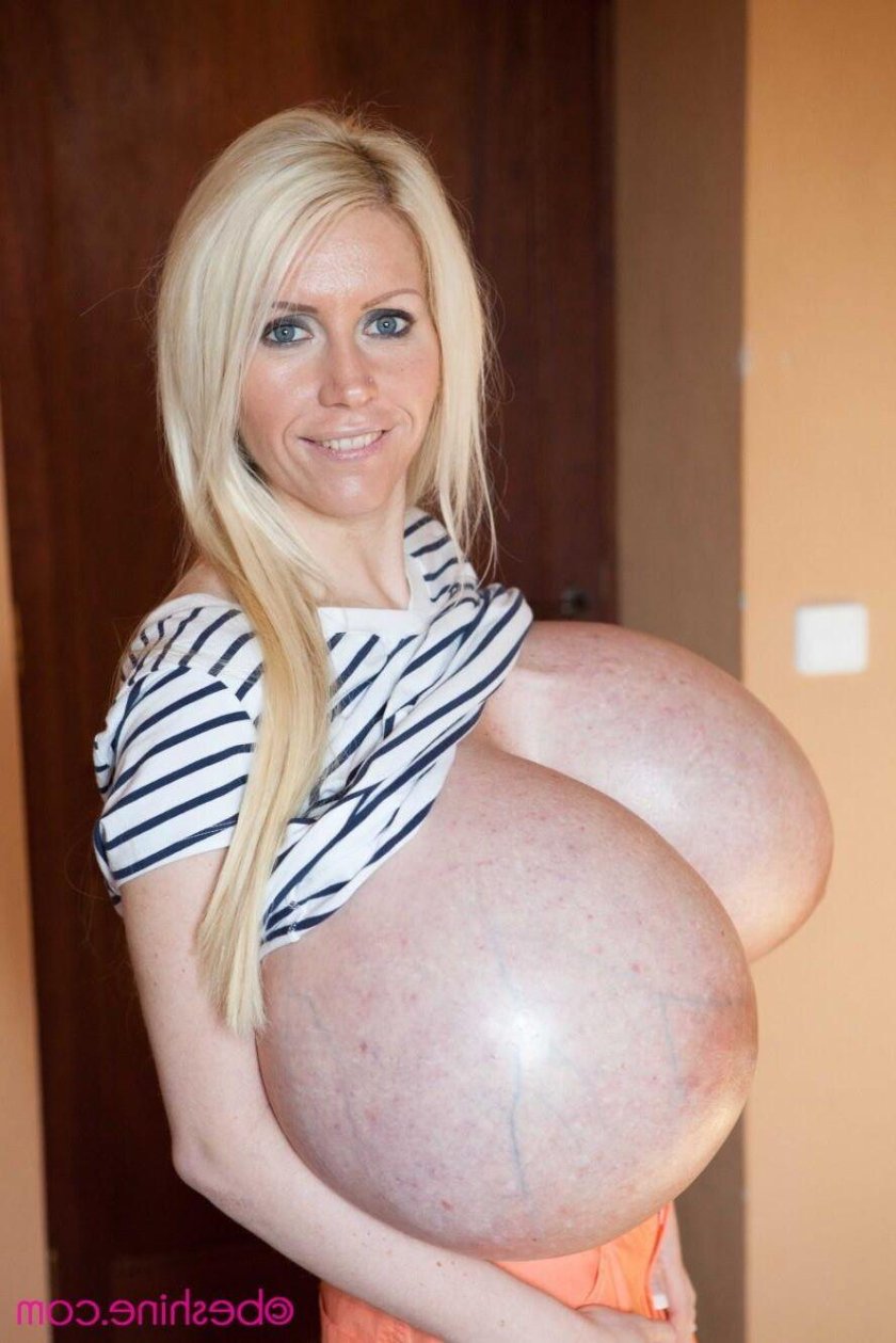 Myra Hills German model