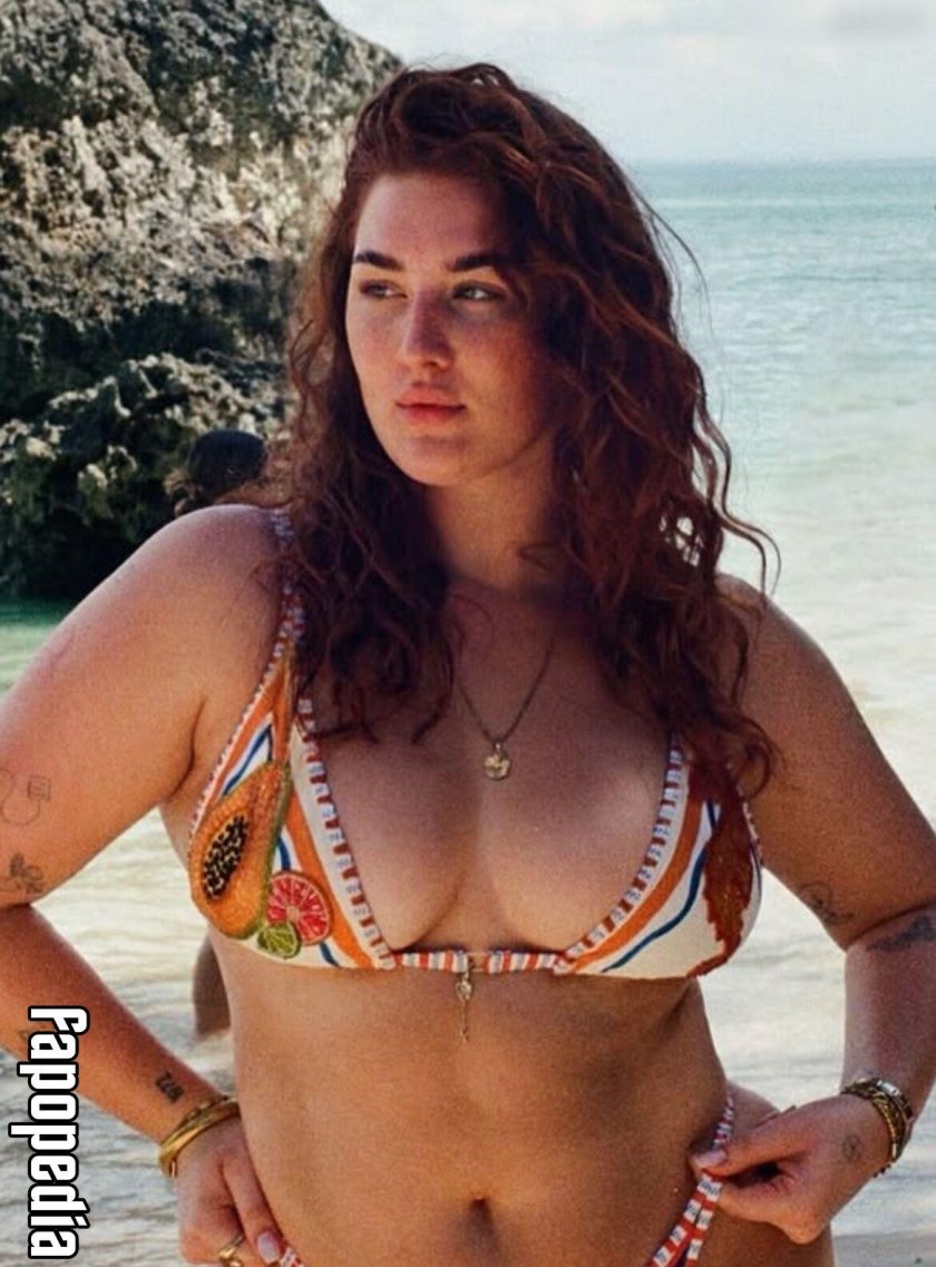 The actress is naked