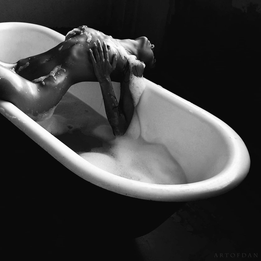 Girl in the bathroom nude Art