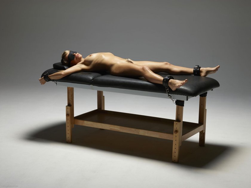 Massage table