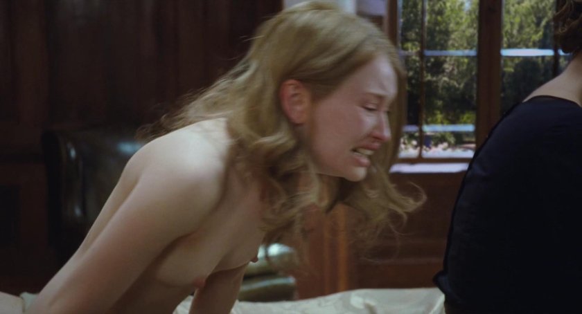 Emily Browning Sleeping Beauty 2011