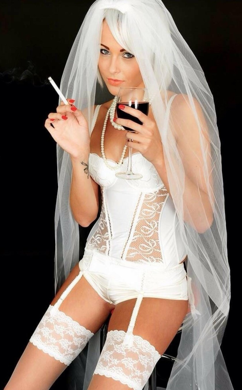Smoking bride