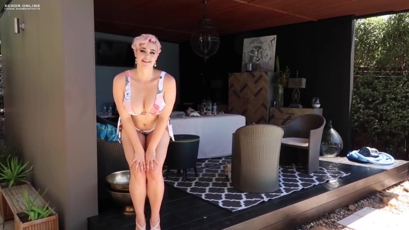 Naked Stefania Ferrario