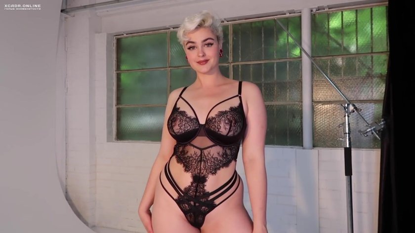 Stefania Ferrario model
