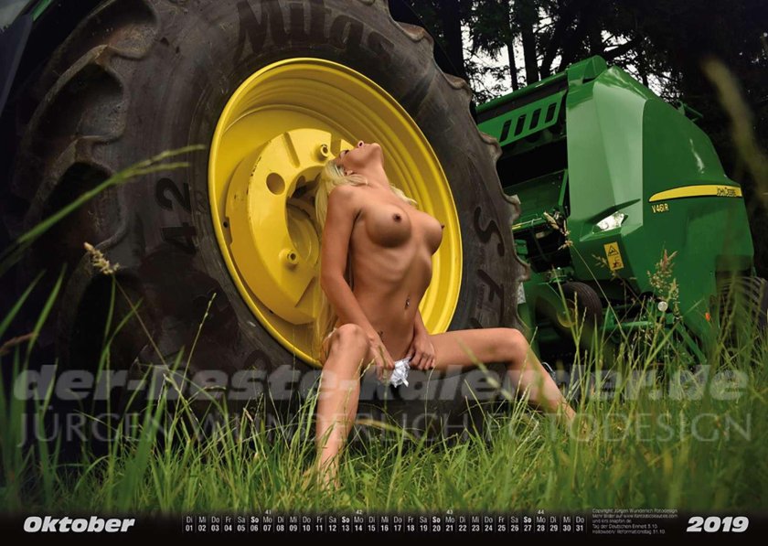 Girls and Tractor John Dir