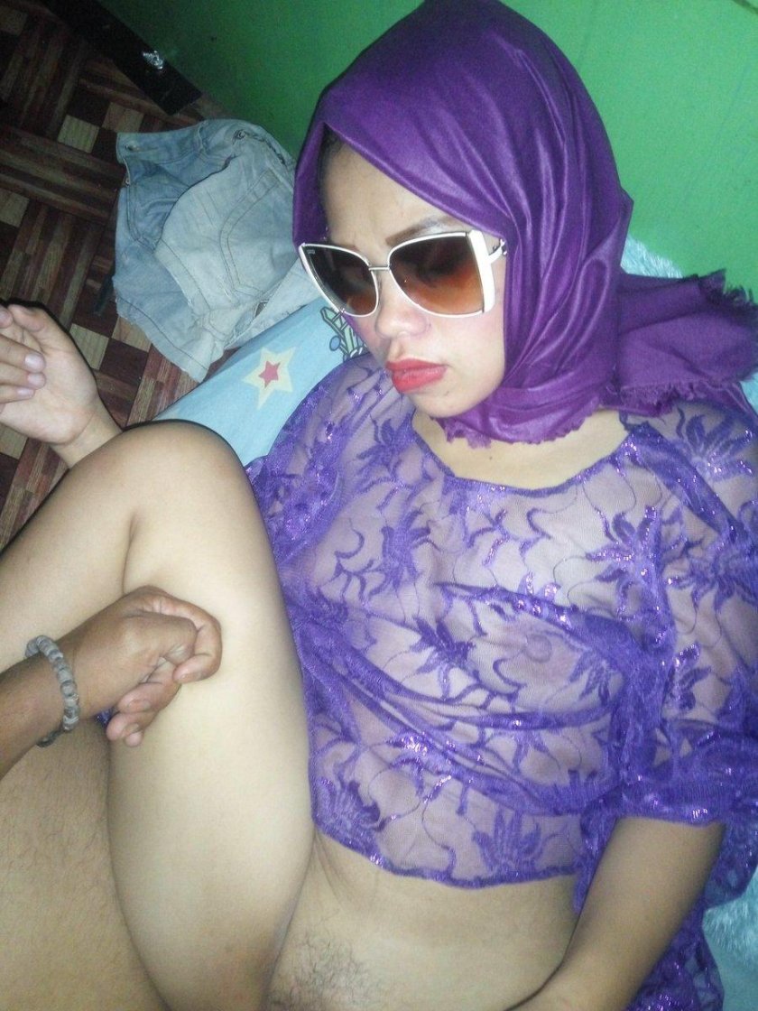 Jilbab nakal