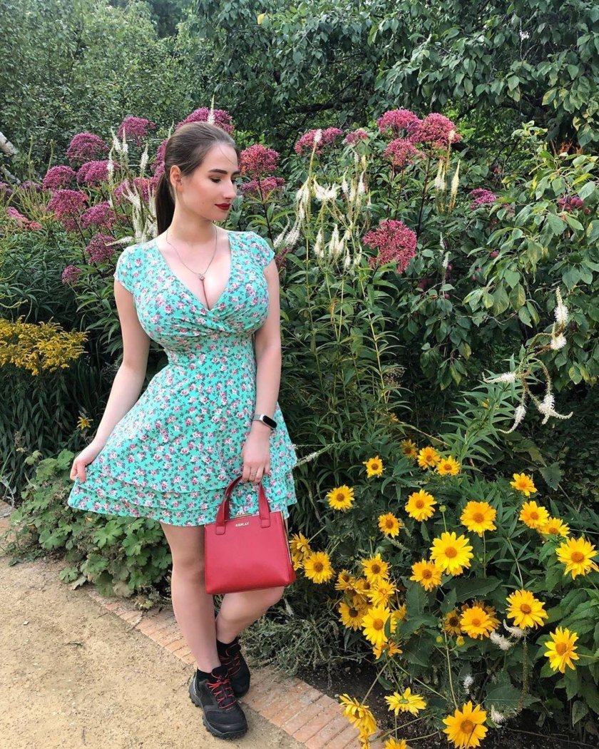 Girls with big breasts