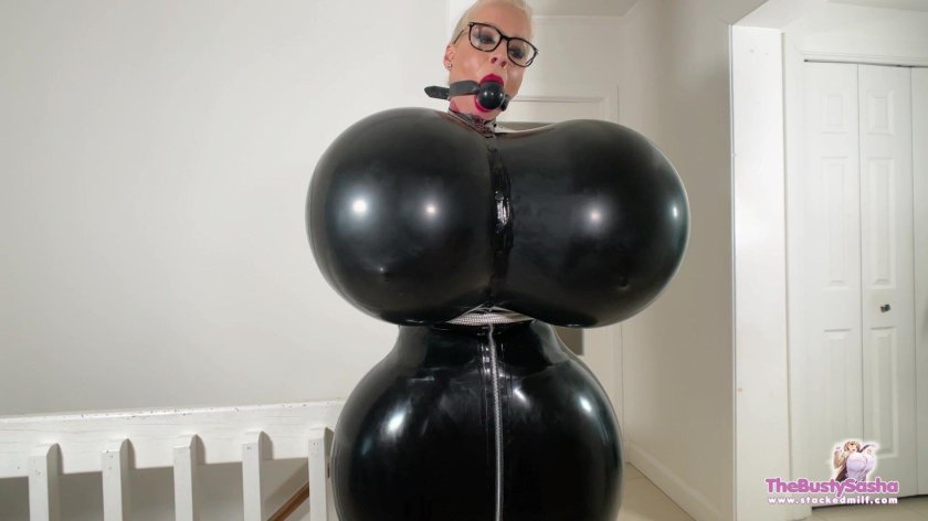 Fetish with balloons