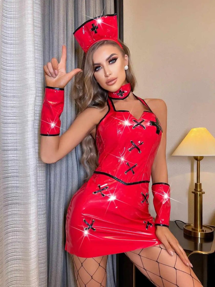 Costume Nurse for role -playing games