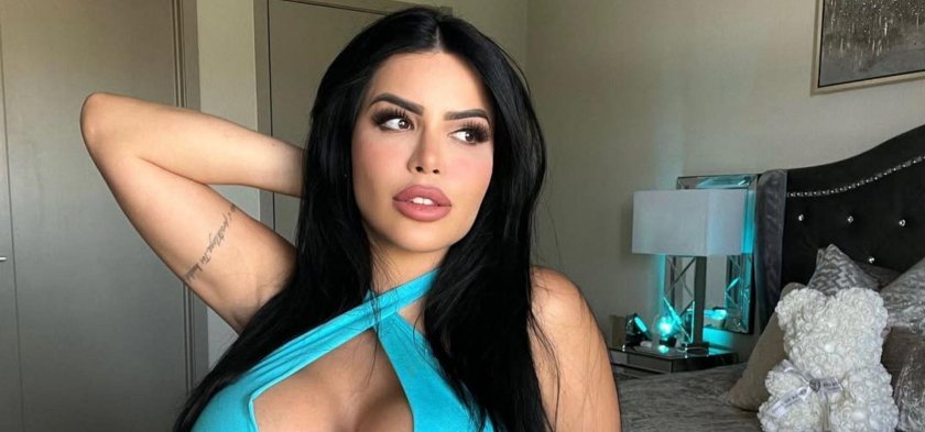 Angelica Dos Santos Tits