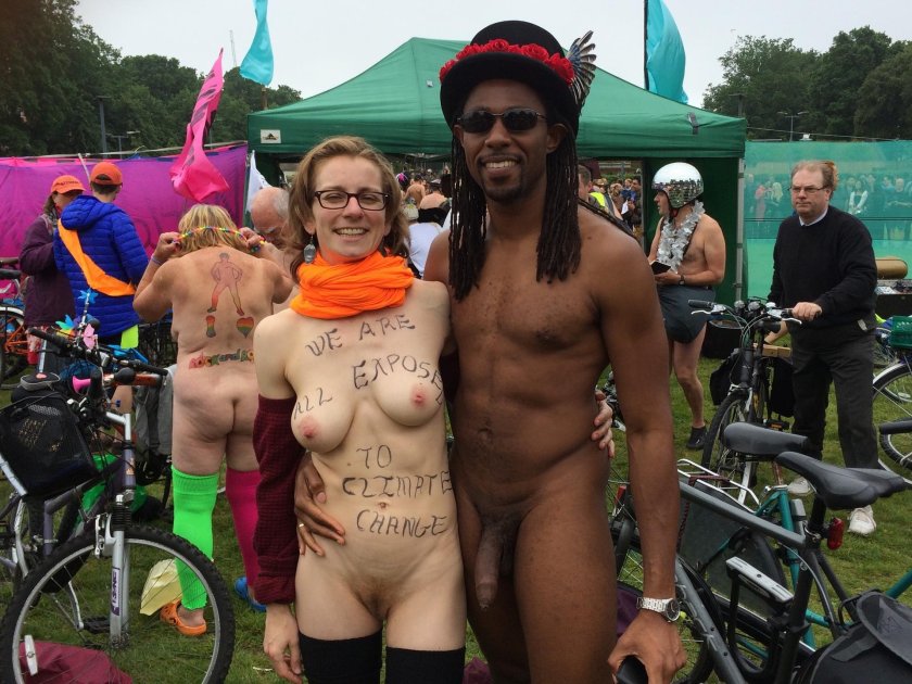 Naked bicycle racket Vagina